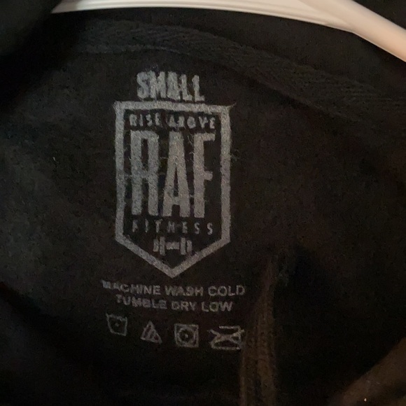 Rise Above Fitness sleeveless hoodie - Picture 3 of 5